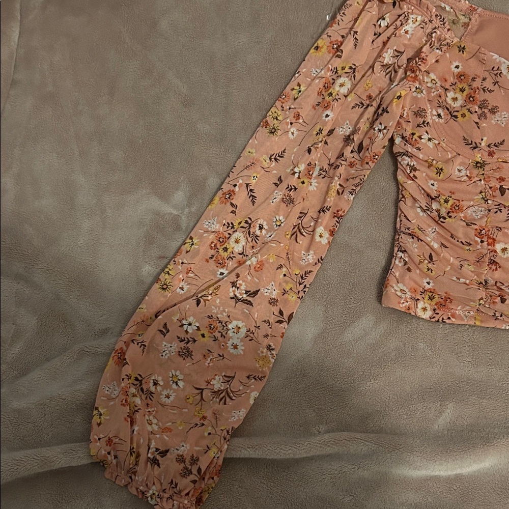 Almost Famous Floral Blouse -Pink and colorful flowers - Picture 3 of 4